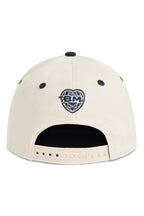 BOUQUET CLUB TRUCKER