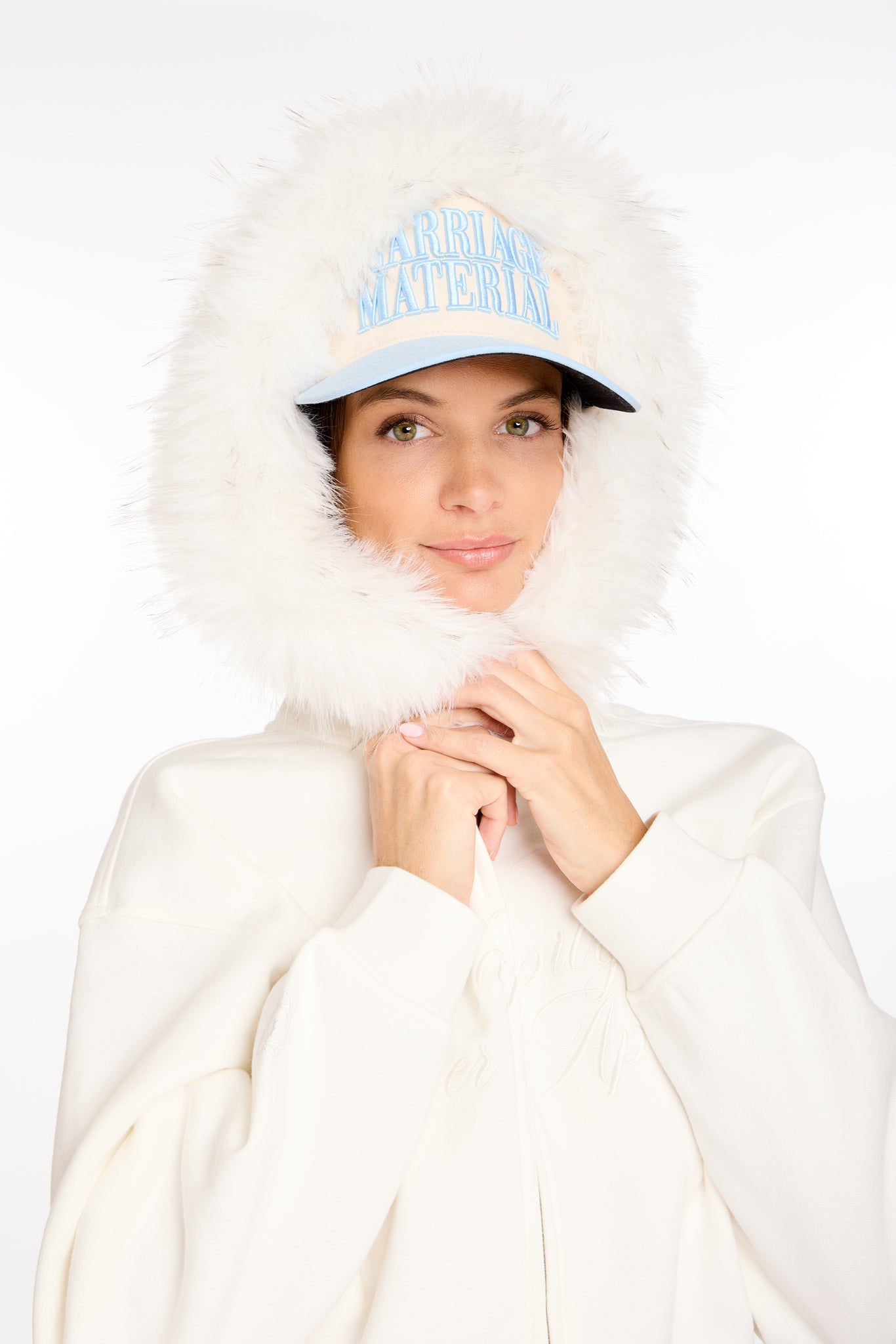 HAPPILY EVER AFTER FUR ZIP