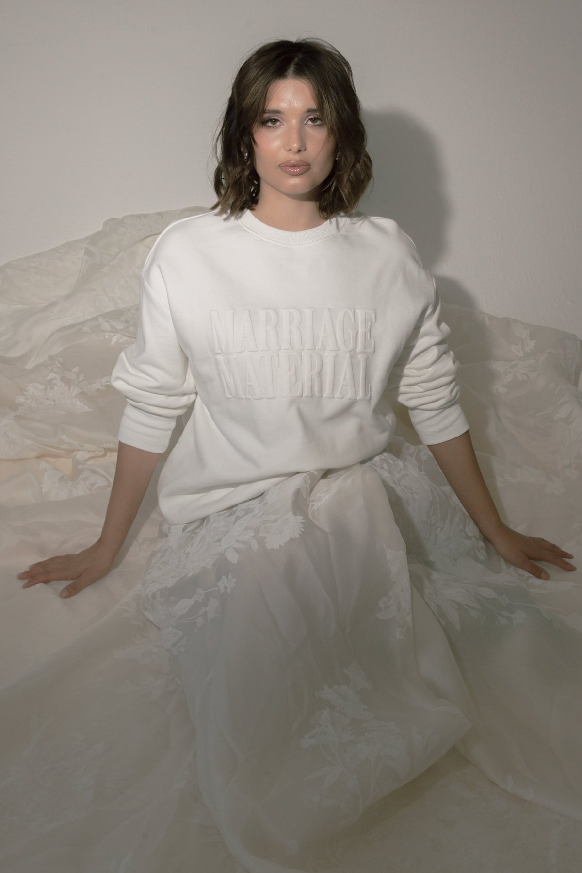 MARRIAGE MATERIAL™ Collection OVERSIZE CREWNECK (WHITE)